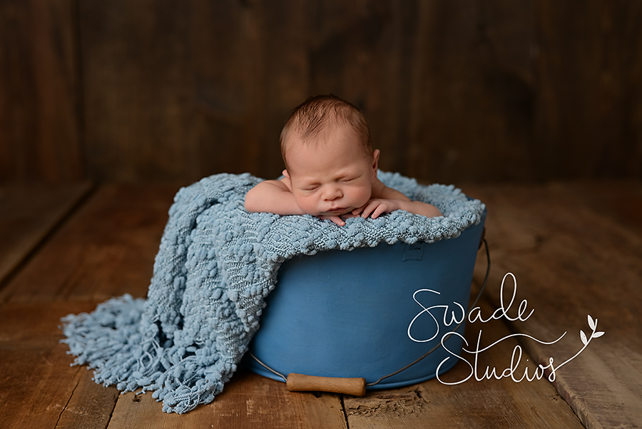 Newborn Photographer Overland Park