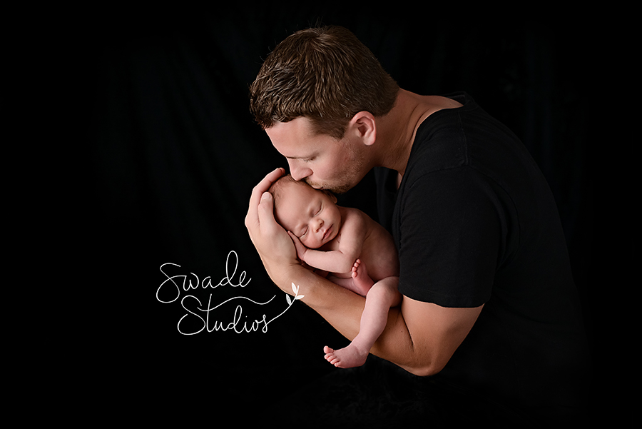 Newborn Photographer Olathe